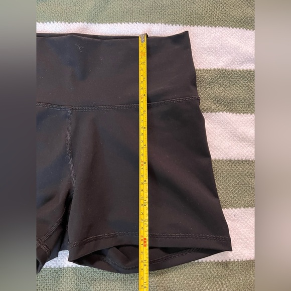 Old Navy Active Black Bike Shorts. L. NWOT. - Picture 5 of 7